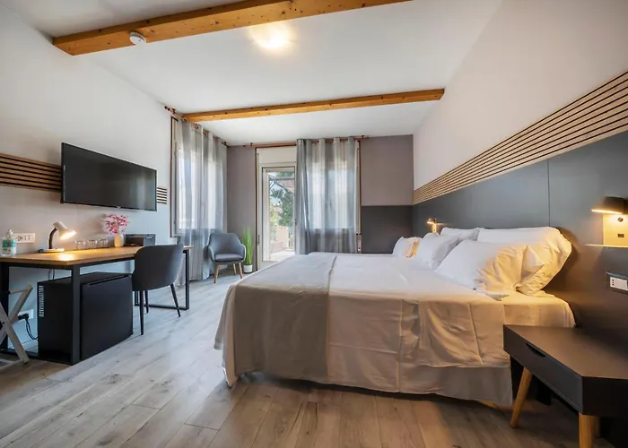 Bed & Bike 3*